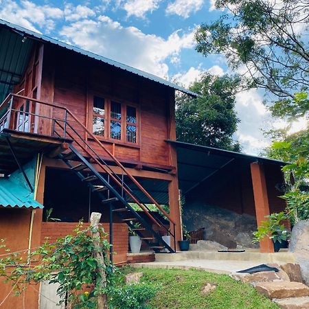 Lion Wood Treehouse Villa Talkote Ngoại thất bức ảnh
