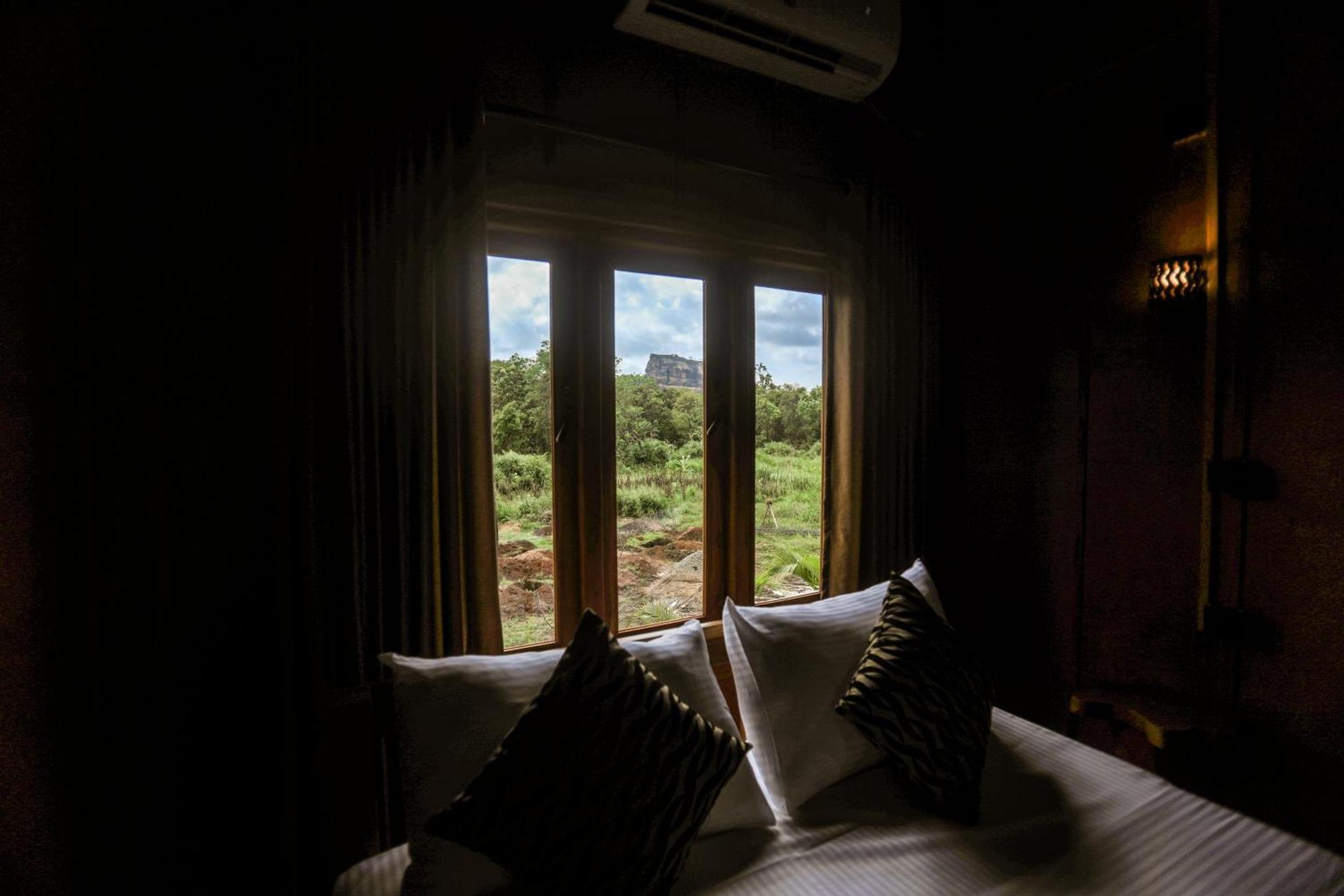 Lion Wood Treehouse Villa Talkote Ngoại thất bức ảnh