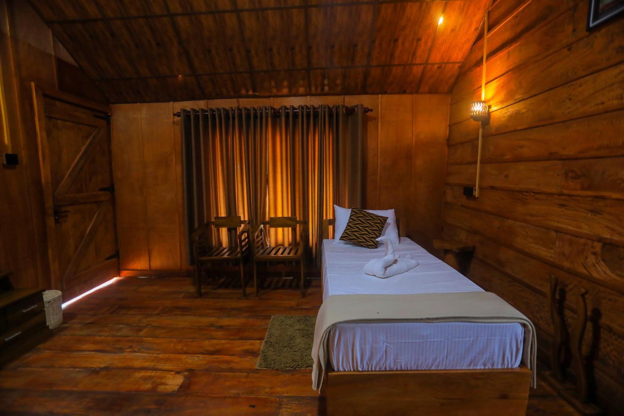 Lion Wood Treehouse Villa Talkote Ngoại thất bức ảnh