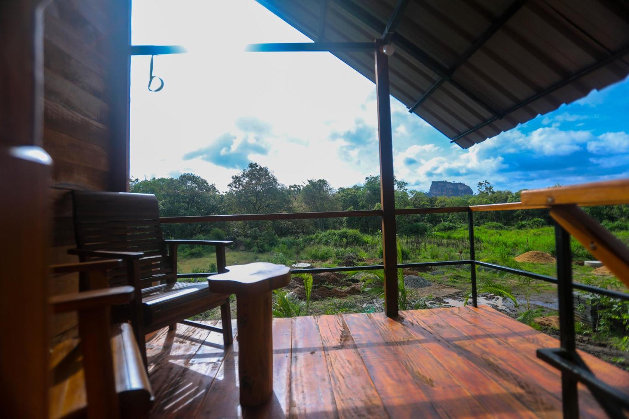 Lion Wood Treehouse Villa Talkote Ngoại thất bức ảnh
