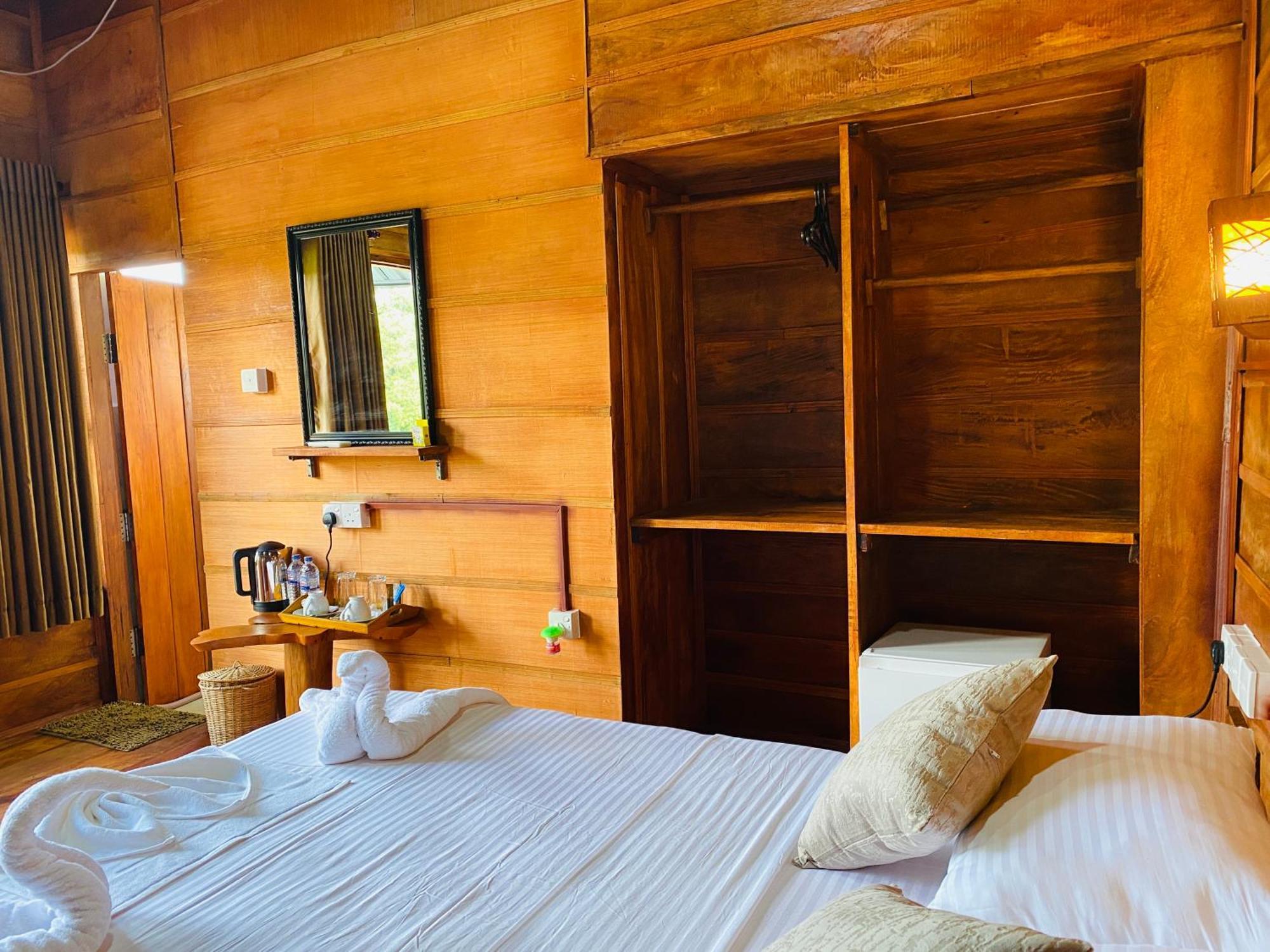 Lion Wood Treehouse Villa Talkote Ngoại thất bức ảnh